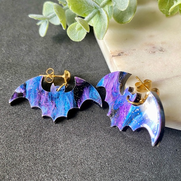 Bat Earrings Dangle Glitter Purple Halloween earrings Post/ stud - Picture 3 of 6